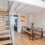 Superb Flat In The Heart Of The Historic District Of Bordeaux - Welkeys