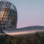 Bateau Cocoon Au Bassin Des Lumieres
