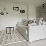 Modern 2-Rooms In Bordeaux