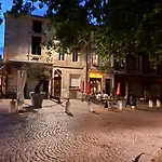 Le Sainte Croix, Beau T2 Lumineux A 800 M De La Gare St Jean