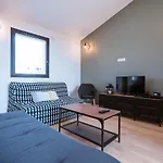 Magnifique Appartement Avec Balcon A Bordeaux