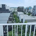 une chambre dans un appartement privé So\'Lac