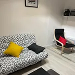 Studio Avec Chambre 25M2 Renove A 5 Min De La Gare