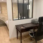 Appartement Cosy Avec Climatisation Et Patio Centre Historique De Bordeaux