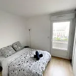 Duplex Moderne Proche De Toutes Commodites