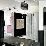 Tres Bel Appartement Type Loft Avec Terrasse, Quartier Saint-Augustin A Bordeaux