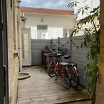 Appartement De Charme Et De Pierres Avec Terrasse