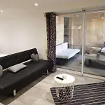 Grand Studio Avec Patio - Jardin Public