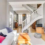 La Mably Family - Apt Spacieux