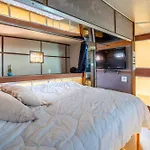 Love Boat, Vintage Yacht