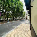 studio de 25 m2 rénové à 5 min de la gare idéal