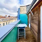 Superbe Studio Climatise Avec Terrasse En Hyper Centre