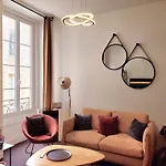 Ravissant Appartement Entierement Renove T2, Proche De La Rue Saint Catherine