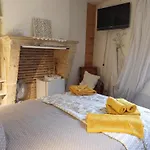 B&B Le Miroir aux Fées Bordeaux