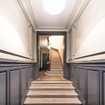 Superbes Studios - Place Des Quinconces