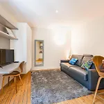 Superbes Studios - Place Des Quinconces