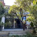 Echoppe Renovee Avec Jardin