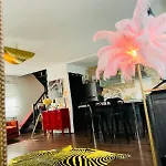 Loft Atypique13Om2-Salon De 40M2, Rooftop Et Patio Couvert Dep Tardif 13H-Pkg