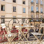 Bordeaux Palais Centre Historique Balcon
