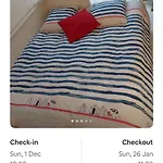 Chambre Chez L\'Habitante Avec Salle De Bain Et Cuisine Communes - Presence D\'Un Chat