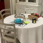 Bed&Breakfast avec Salle de bains indépendante-Terrasse-Calme-Proche du centre
