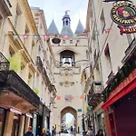Nice T2 In The Historic Heart Of Bordeaux