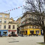 Nice T2 In The Historic Heart Of Bordeaux