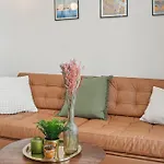 Lavie Maison Central & Hot Tub