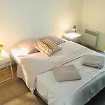Apartment With Garden 1 Bedroom 3 People