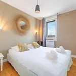 Appart 2 Chambres Sur Quais Des Chartrons