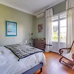 Tres Belle Maison Avec Piscine Et Jardin