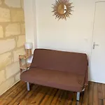 Chambre Dans Un Appartement Avec Jardin