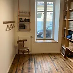 Chambre Dans Un Appartement Avec Jardin