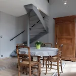 Apartment Rue Neuve With Elevator