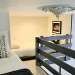 Victoire De Sauteyron Apartment 0