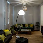 Appartement Camstel Quai De Bordeaux
