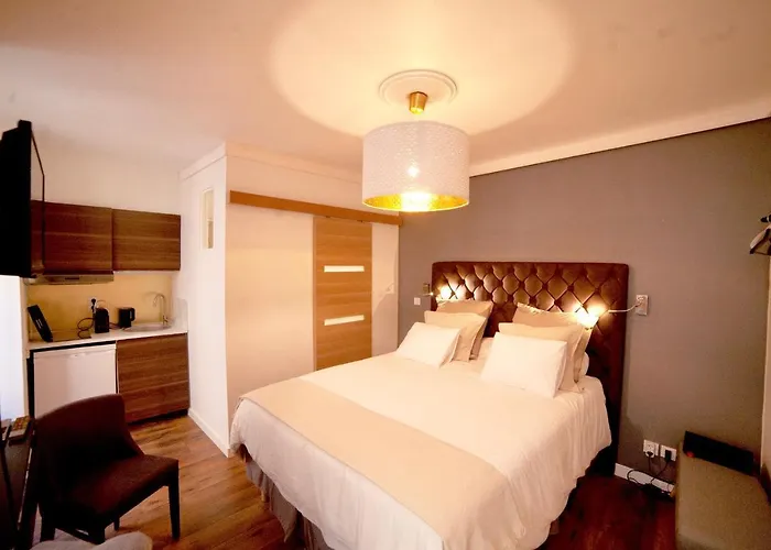 Studio Flat Luxurious Suite - Romantic Balcony
