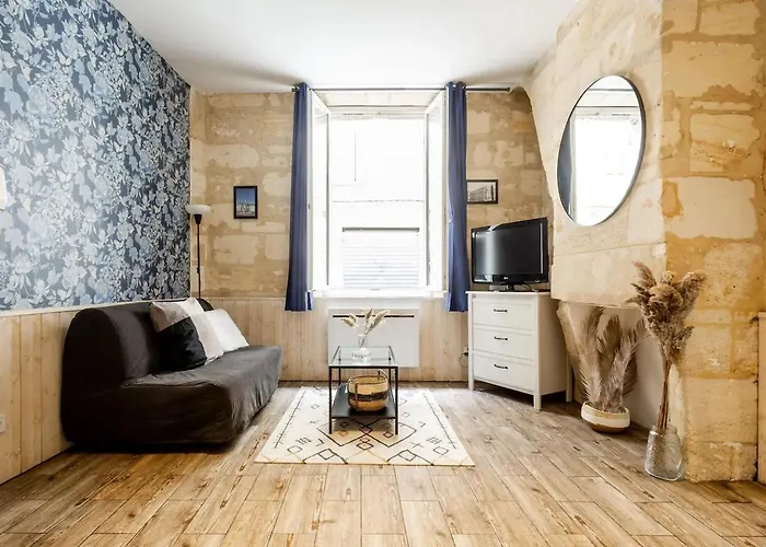 Lurbe Bleue - Bordeaux Top Central And Calm