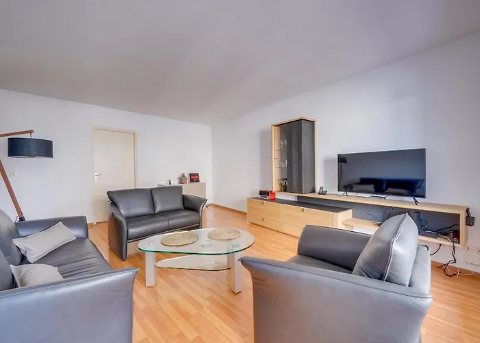 Lovely Bordeaux Flat With Parking
