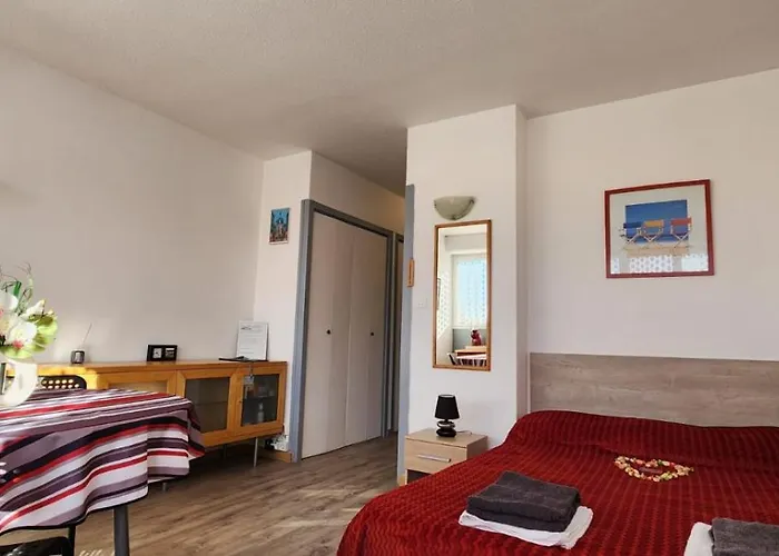 Studio Proche Chu Bordeaux