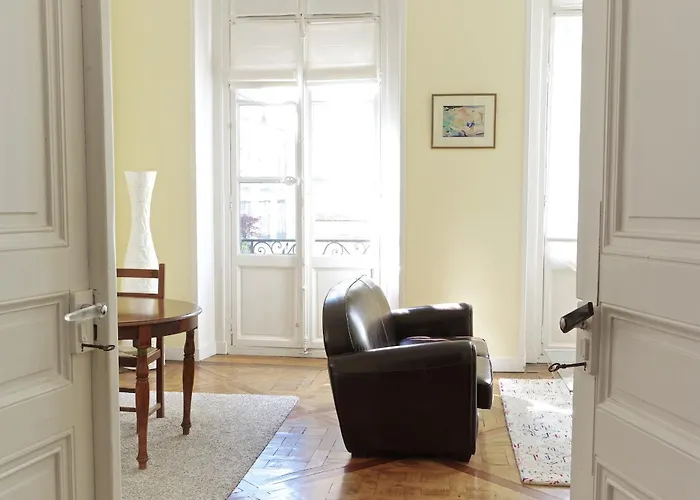 Louis Combes - Localisation Exceptionnelle 1 Chambre Parking