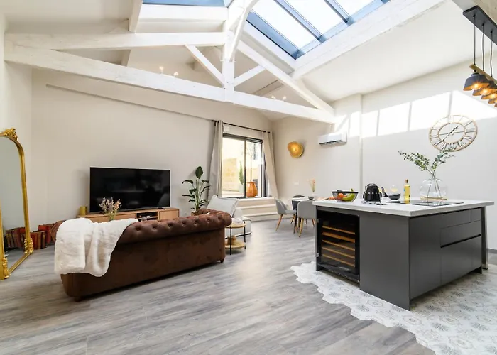 Le Loft ~ Garage ~ Centre-Ville ~ Bien D\'Exception