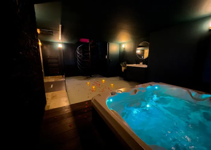 Mieuxqualhotel Jacuzzi Privatif Velvet Desire