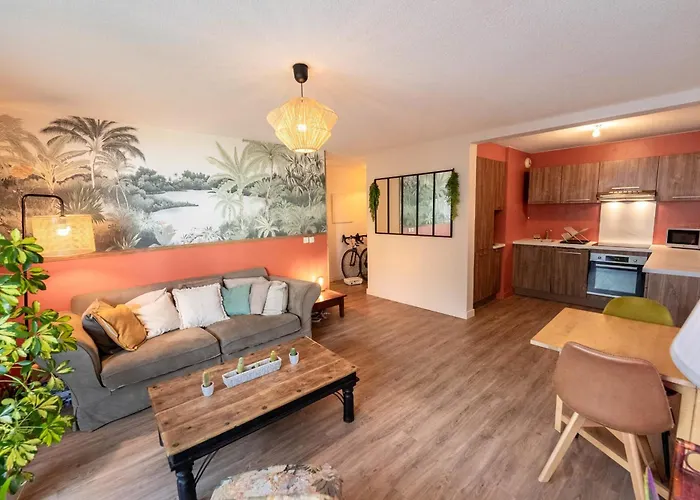 Spacious Family Flat In A Quiet Area