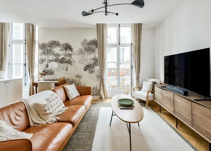 Guestready - Sunny Retreat With Tower Views