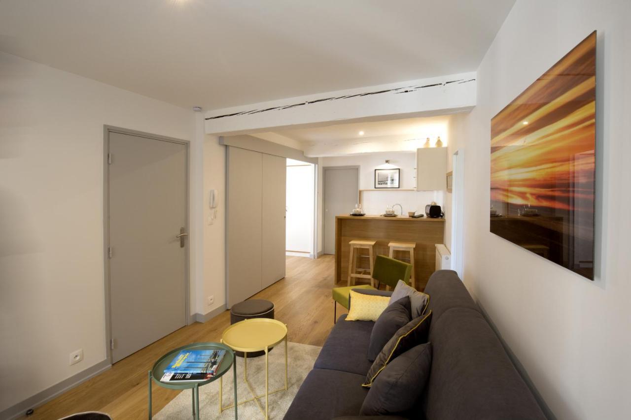 Centre Historique - Tour Du Pin 2 Appartement