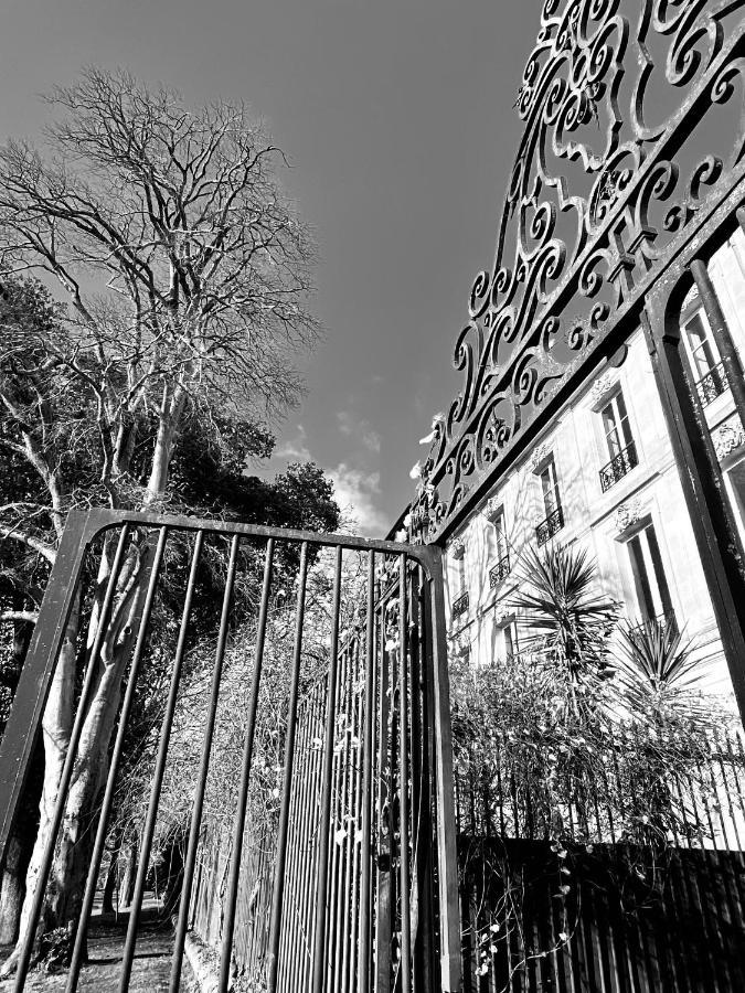 Romance Au Coeur De / Jardin Public Bordeaux