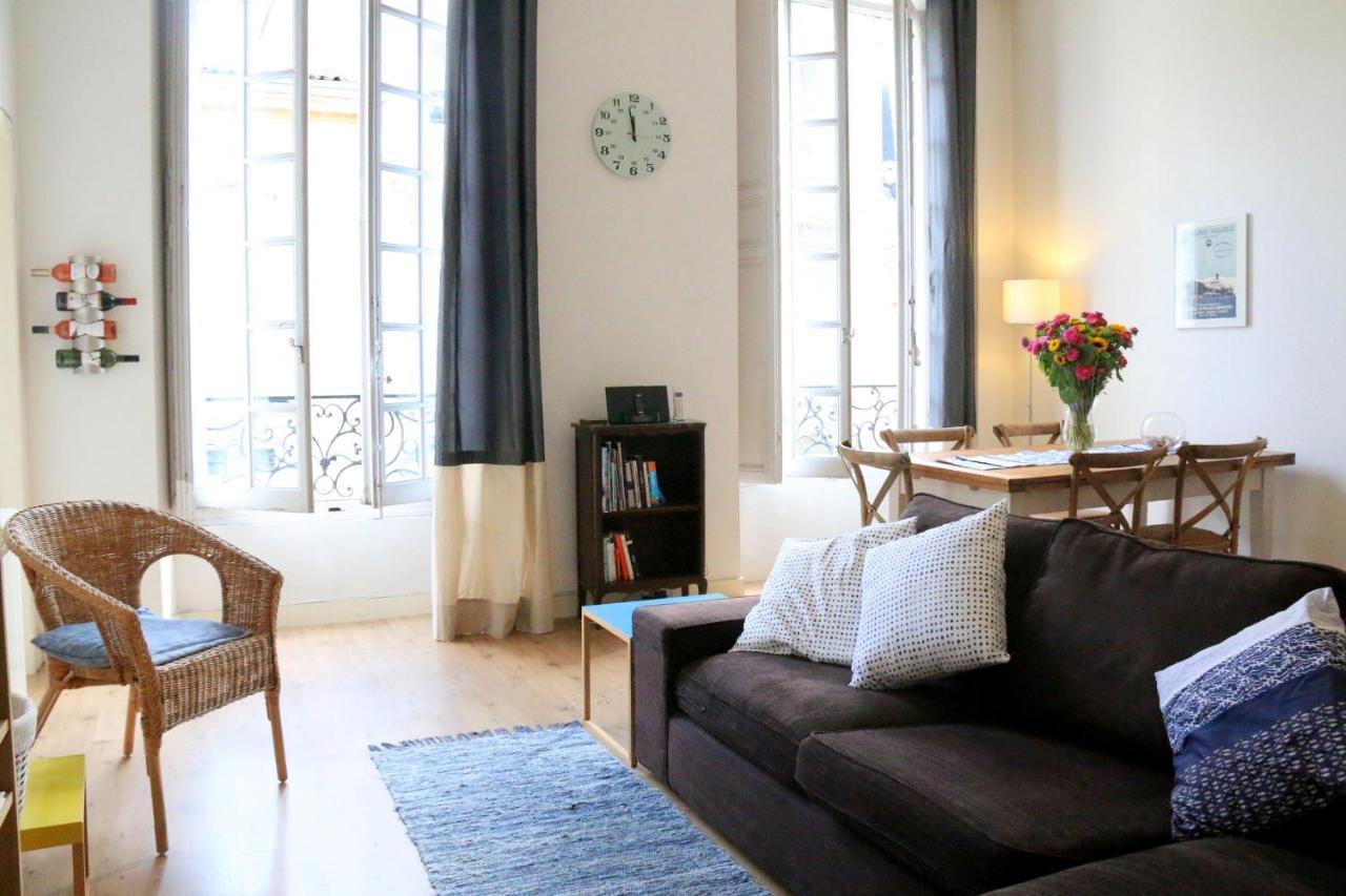 Key To - Fairytale View, 2 Bd + Elevator Apartment