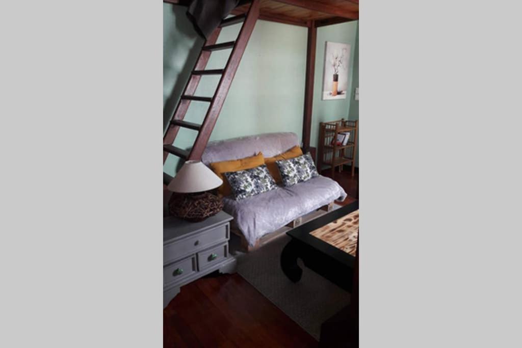 Apartamento Joli Petit Loft Dans échoppe Pierre Centre-ville Burdeos