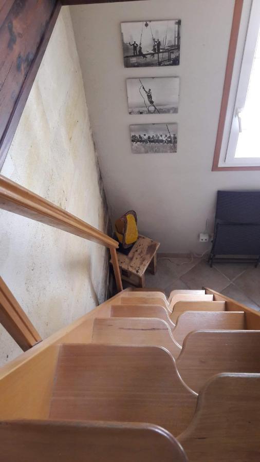 Joli Petit Loft Dans échoppe Pierre Centre-ville *